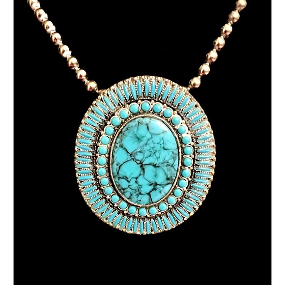 Large Antique Medallion Turquoise On Strand of Silver Beads Costume Necklace - Picture 1 of 4